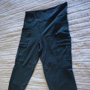 Women's Lululemon Cargo Pants - Size 8